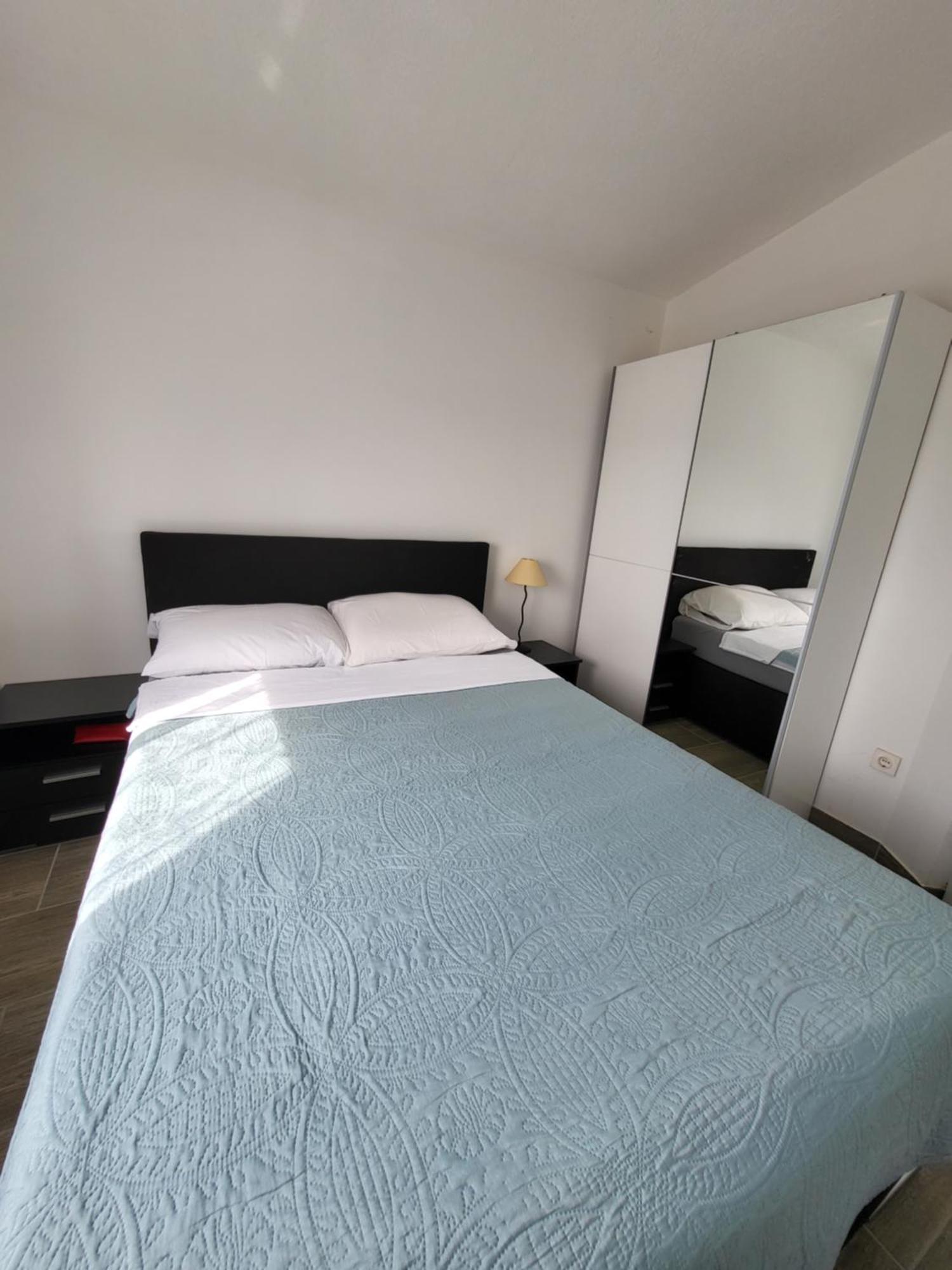 Doana Apartments Vir Buitenkant foto
