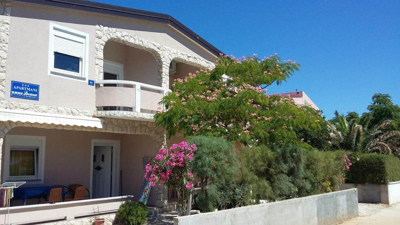 Doana Apartments Vir Buitenkant foto